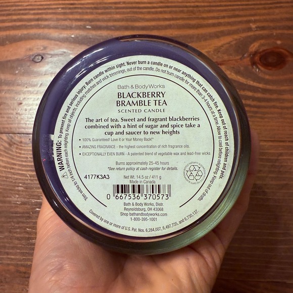 Rare Bath & Body Works Blackberry Bramble Tea 3-Wick Candle w/ Holder *READ* - Picture 5 of 7